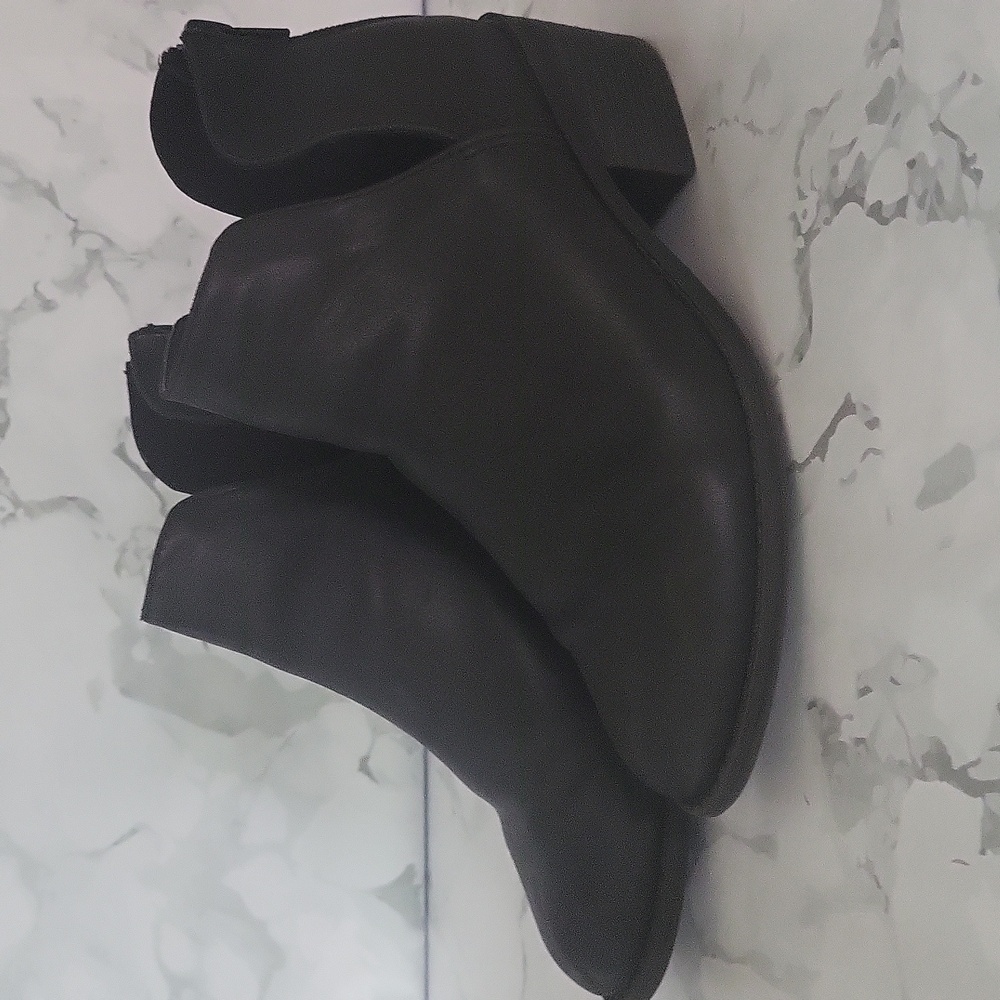 Steve Madden Girls Black Booties